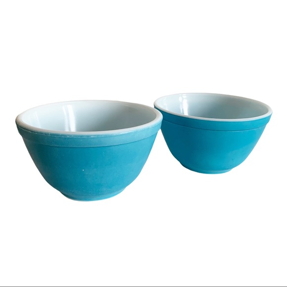 Pyrex Other - PYREX TURQUOISE Vtg Bundle of 2 Mixing Bowl #401